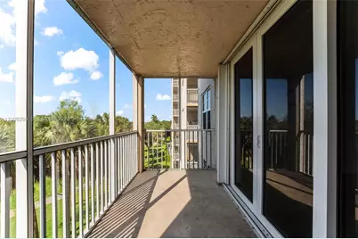 250 Jacaranda Dr #508, Plantation, FL 33324 - Photo 34