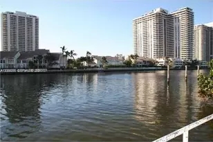 19390 Collins Ave, Sunny Isles Beach, FL 33160 - Photo 16
