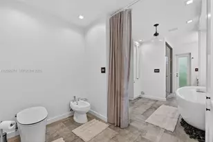 1865 NE 197th Terrace, Miami, FL 33179 - Photo 42