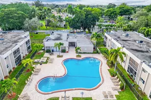 8513 Old Country Manor, Davie, FL 33328 - Photo 18