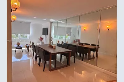 2301 Collins Ave #427, Miami Beach, FL 33139 - Photo 10