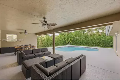 1135 Fairfax Ln, Weston, FL 33326 - Photo 28