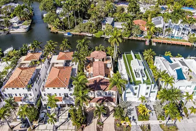 417 Hendricks Isle, Fort Lauderdale, FL 33301 - Photo 2