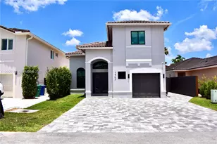 7963 NW 195th Terrace, Hialeah, FL 33015 - Photo 1