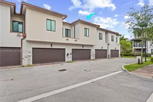 8382 NW 51st Terrace, Doral, FL 33166 - Photo 10