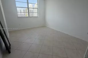 300 Bayview Dr, Sunny Isles Beach, FL 33160 - Photo 16