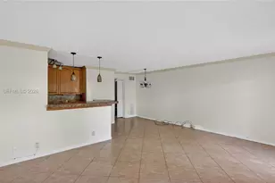 48 Mansfield B, Boca Raton, FL 33434 - Photo 6