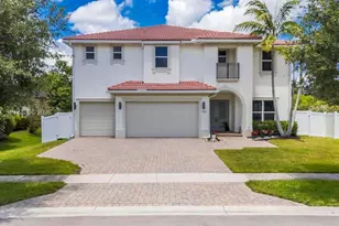 7601 Cavalia Dr, Davie, FL 33328 - Photo 4