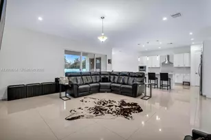 7601 Cavalia Dr, Davie, FL 33328 - Photo 22