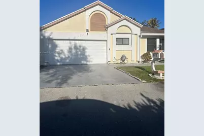 150 Colly Way, North Lauderdale, FL 33068 - Photo 1