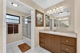 2450 NW 108th St, Miami, FL 33167 - Photo 8