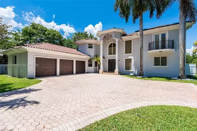 8479 SW 122nd St, Miami, FL 33156 - Photo 2