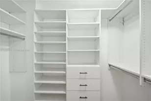 16570 NE 26th Ave, North Miami Beach, FL 33160 - Photo 10