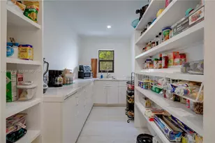 18326 SW 83rd Pl, Palmetto Bay, FL 33157 - Photo 36