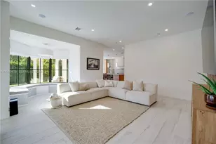 18326 SW 83rd Pl, Palmetto Bay, FL 33157 - Photo 16