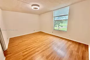 8301 Sands Point Blvd, Tamarac, FL 33321 - Photo 4