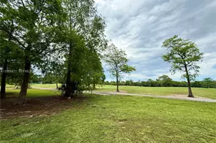 8301 Sands Point Blvd, Tamarac, FL 33321 - Photo 16