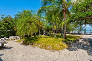 1101 Mastic St, Islamorada, FL 33036 - Photo 24