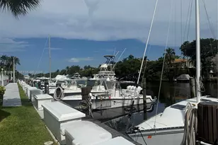 100 Edgewater Dr, Coral Gables, FL 33133 - Photo 16