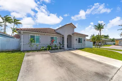 14240 SW 171st St, Miami, FL 33177 - Photo 2