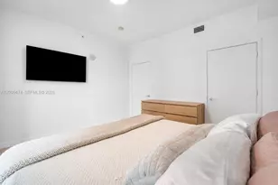 79 SW 12th St, Miami, FL 33130 - Photo 18