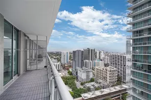 79 SW 12th St, Miami, FL 33130 - Photo 14