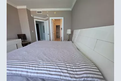 6365 Collins Ave #4311, Miami Beach, FL 33141 - Photo 12