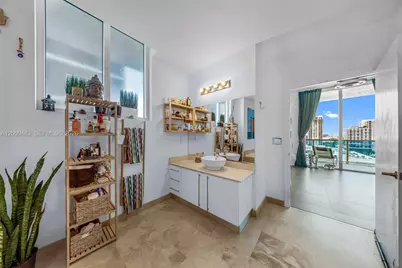 700 NE 25th St #1104, Miami, FL 33137 - Photo 16