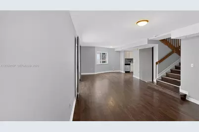 280 SW 20th Rd #904, Miami, FL 33129 - Photo 4