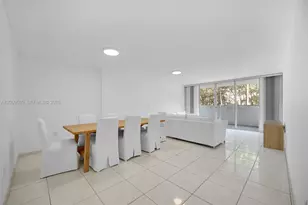 2780 NE 183rd St, Aventura, FL 33160 - Photo 8