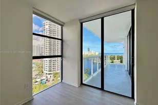 20515 E Country Club Dr, Aventura, FL 33180 - Photo 8