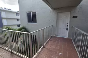 10090 NW 80th Ct, Hialeah Gardens, FL 33016 - Photo 4