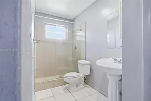16030 NE 19th Pl, North Miami Beach, FL 33162 - Photo 30