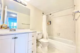 601 Three Islands Boulevard, Hallandale Beach, FL 33009 - Photo 8