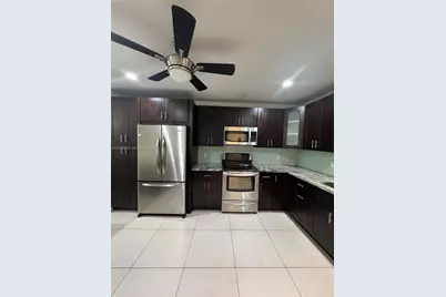 295 Jacaranda Dr #20, Plantation, FL 33324 - Photo 6