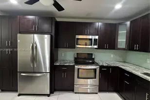 295 Jacaranda Dr, Plantation, FL 33324 - Photo 6