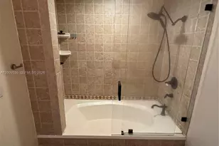 295 Jacaranda Dr, Plantation, FL 33324 - Photo 34