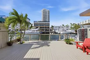 3819 170th St, North Miami Beach, FL 33160 - Photo 4