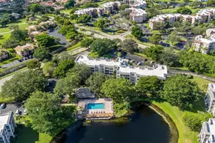 9340 Lagoon Pl, Davie, FL 33324 - Photo 44