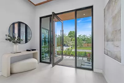 201 NE 27th Dr, Wilton Manors, FL 33334 - Photo 8