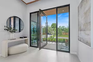 201 NE 27th Dr, Wilton Manors, FL 33334 - Photo 8