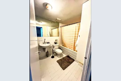 690 SW 1st Ct #PHI06, Miami, FL 33130 - Photo 16