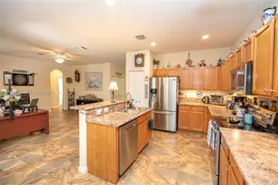 2604 NE 1st St, Homestead, FL 33033 - Photo 14