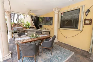 2604 NE 1st St, Homestead, FL 33033 - Photo 52