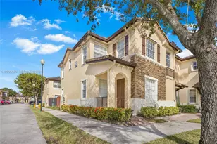 9239 SW 227th St, Cutler Bay, FL 33190 - Photo 2