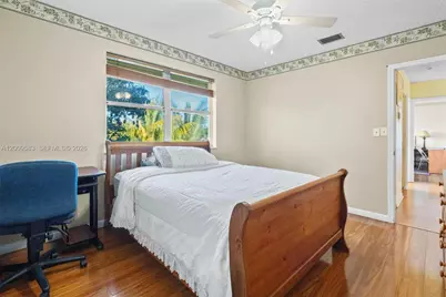1001 SW 100th Ter, Pembroke Pines, FL 33025 - Photo 38