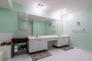 1001 SW 100th Terrace, Pembroke Pines, FL 33025 - Photo 30