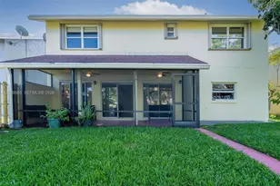 1001 SW 100th Terrace, Pembroke Pines, FL 33025 - Photo 38