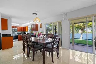 1001 SW 100th Terrace, Pembroke Pines, FL 33025 - Photo 14