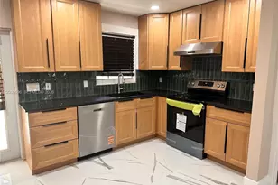 3614 Everglades Rd, Palm Beach Gardens, FL 33410 - Photo 2